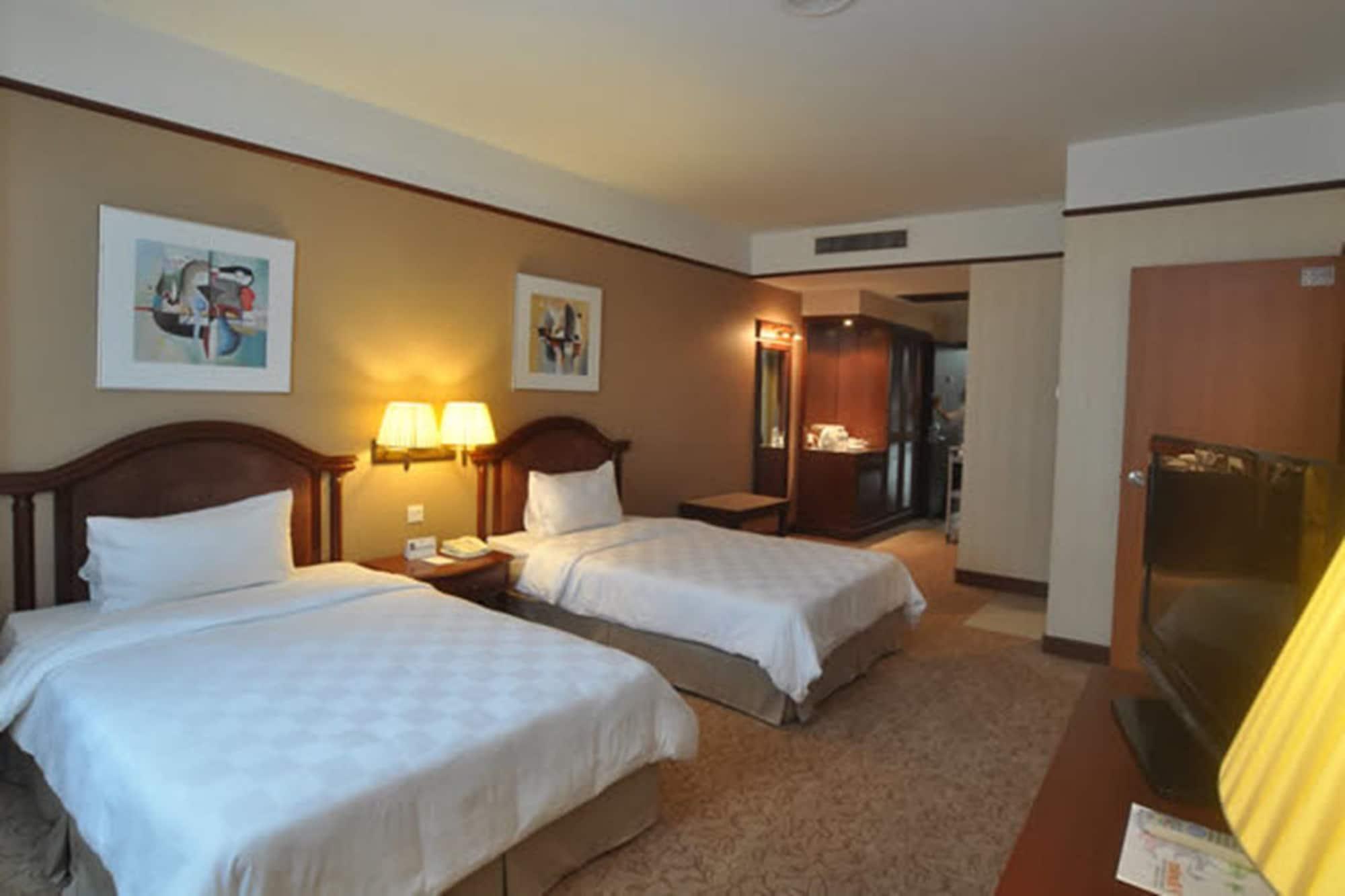 Gbw Hotel